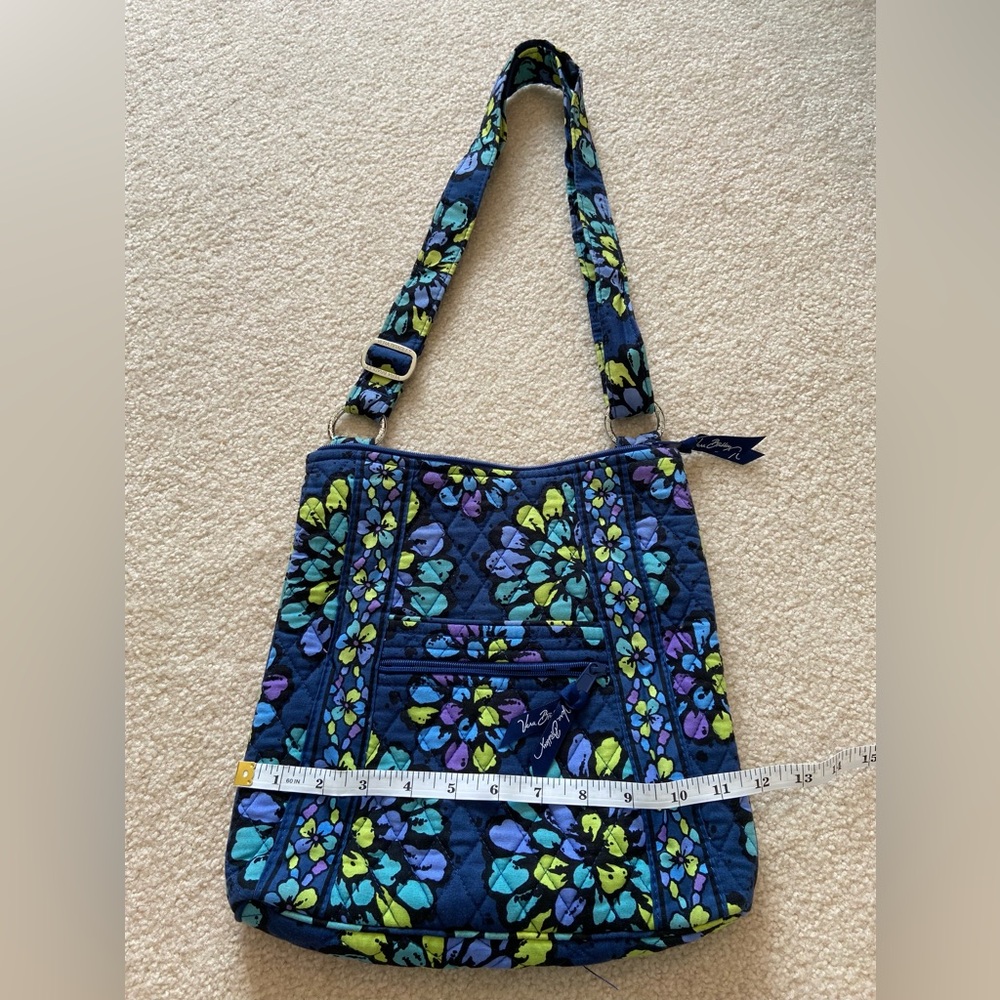 Vera Bradley Indigo Pop hipster purse